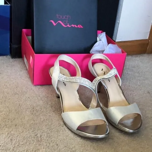 Touch of Nina High heels size 10 - Image 2