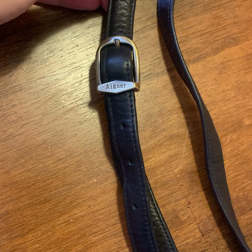 Etienne Aigner Navy Blue Leather Crossbody Bag Adjustable Strap Magnetic Snap - Image 3