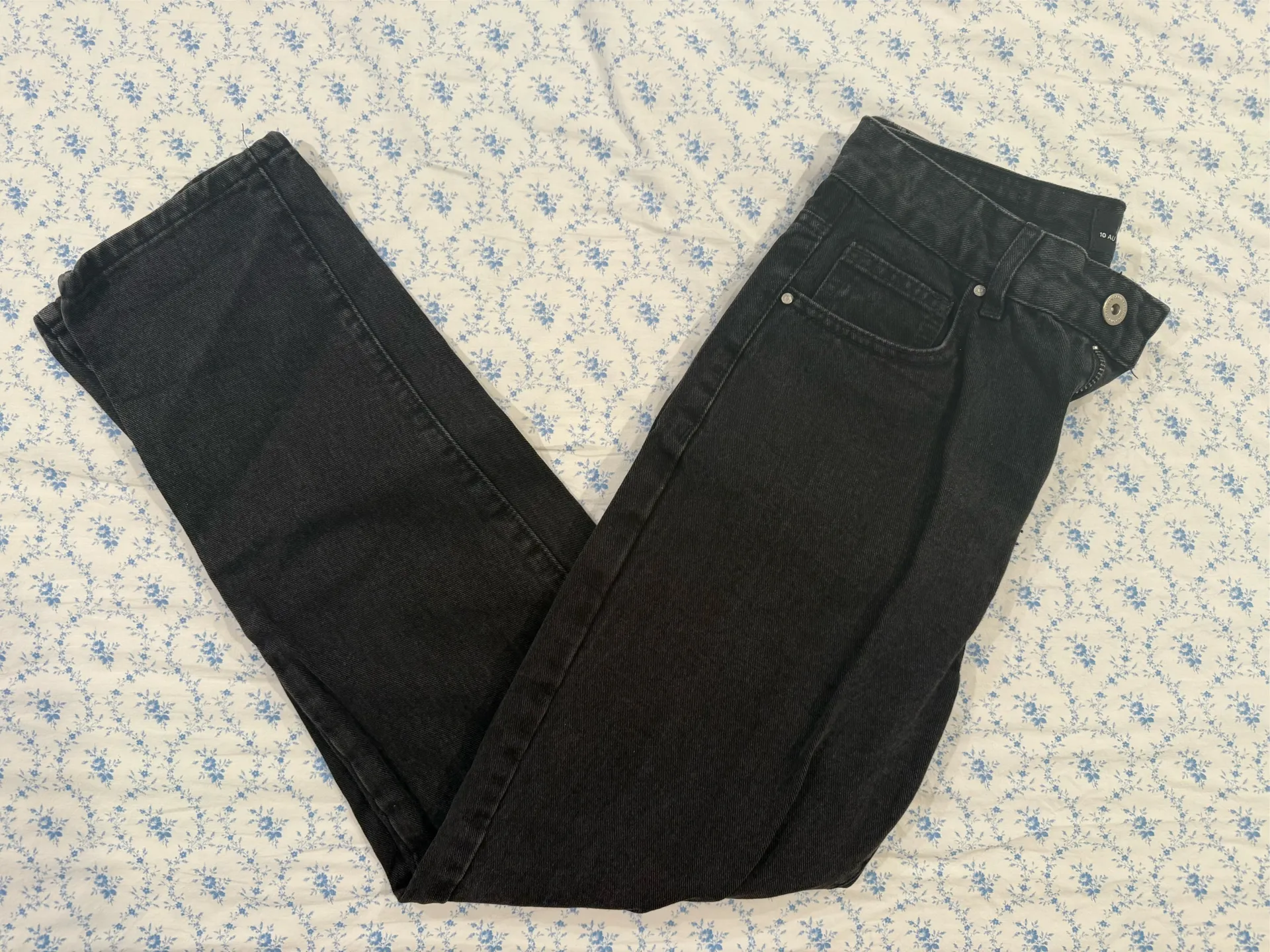 Black Cotton On Mom Jeans High-Rise Size 6 - Image 2
