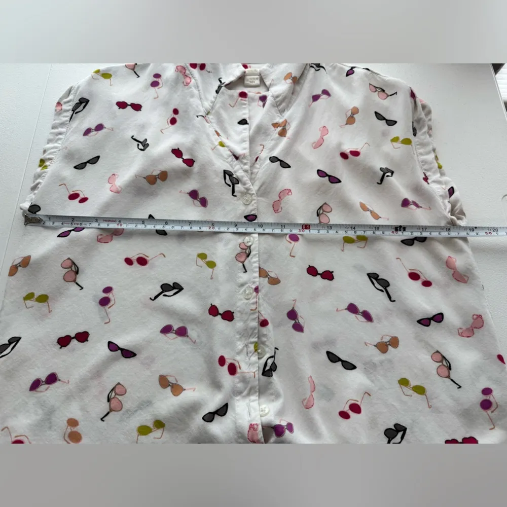 Cooper and Ella Sunglasses Button Down Size Medium - Image 3