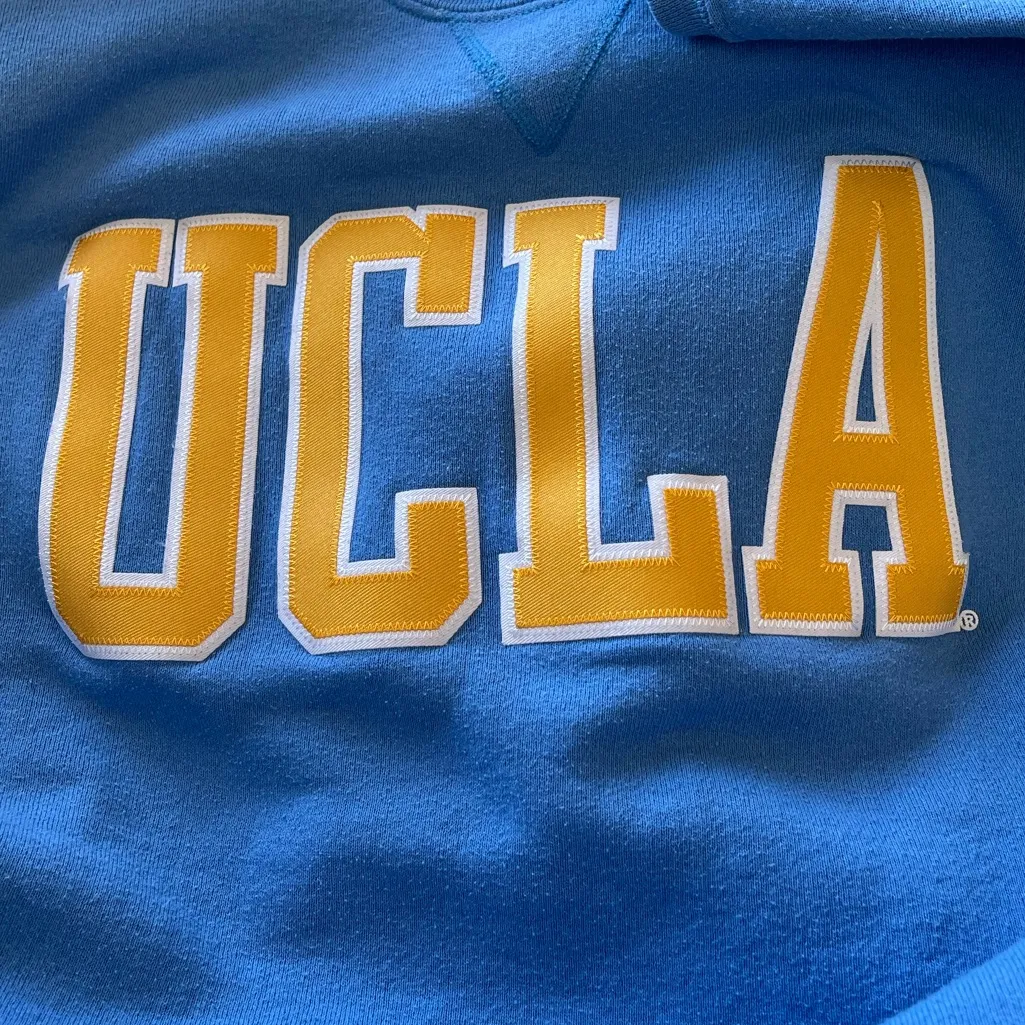 Russell Athletic Vintage UCLA Light Blue Pullover Sweatshirt Size Small - Image 3