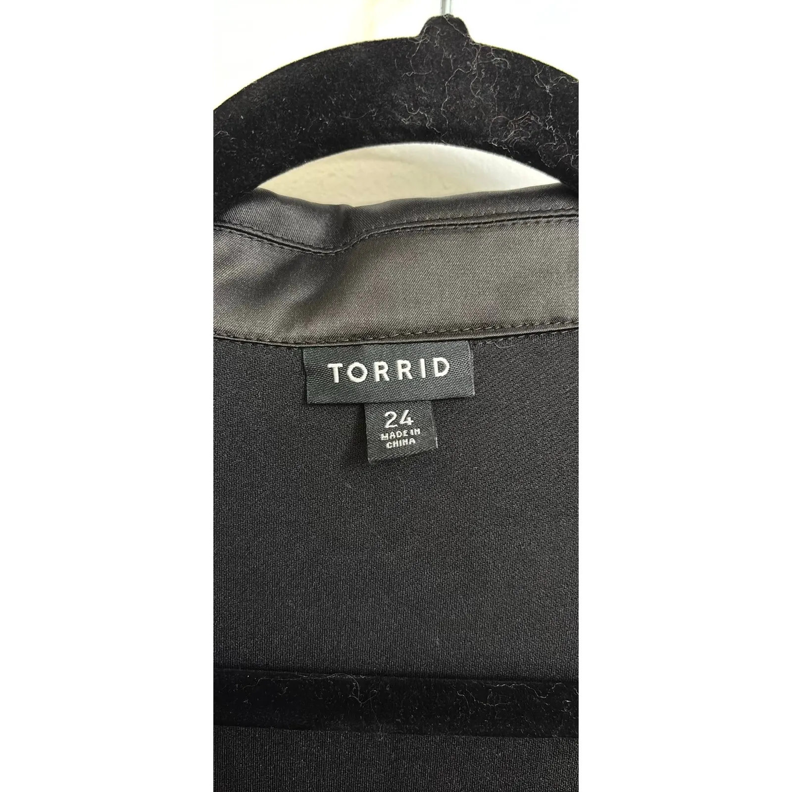 Torrid Tuxedo Dress Womens Size 24 Black Skater Satin Lapel Wrap Belt Mini - Image 4