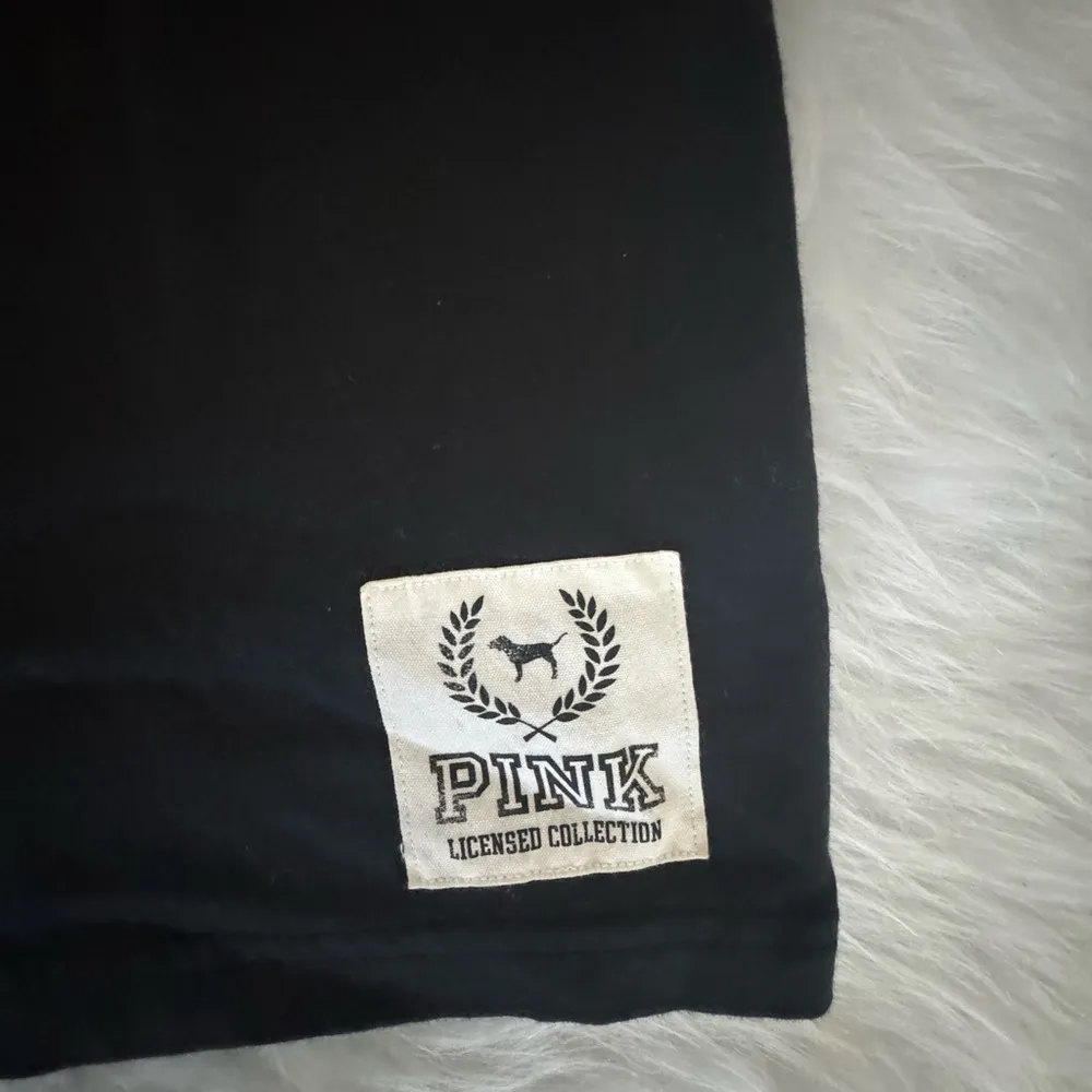 Pink Raiders jersey XS - Image 3