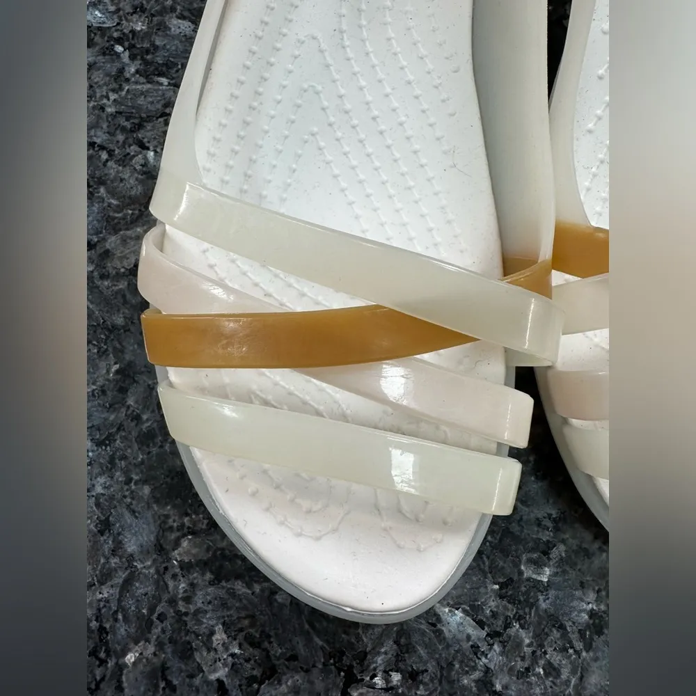 Crocs Isabella Huarache 2 Flat Sandals Women’s Size 9 Oyster/Gold NEW NWOB - Image 6