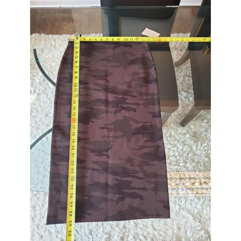 Sanctuary Women's Gray Camouflage Rayon Comfort Waist Pencil & Straight Skirt XS - Image 9