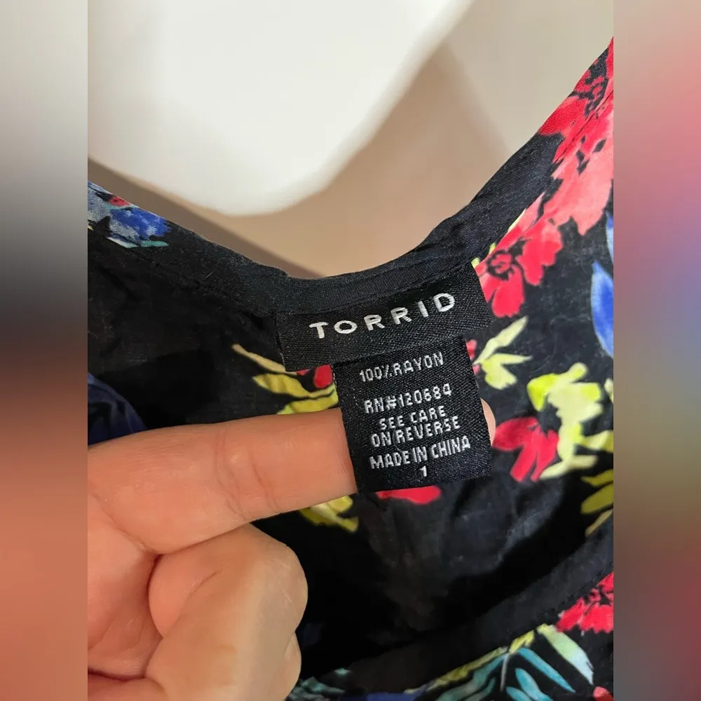 Torrid  Vibrant Floral Patterned Flowy Skirted Tank Top Size 1 - Image 8