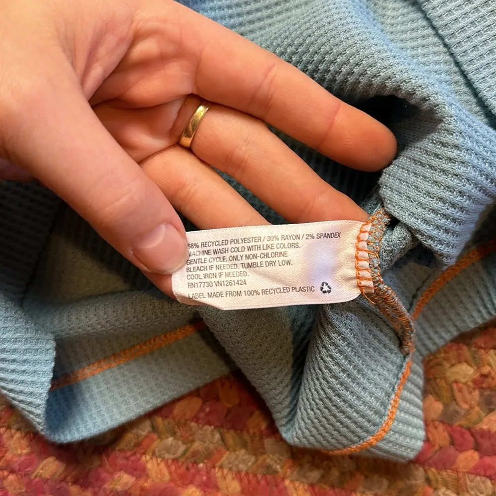 WILD FABLE BLUE WAFFLE KNIT IRANGE TRIM CROP TOP TEE - Image 3