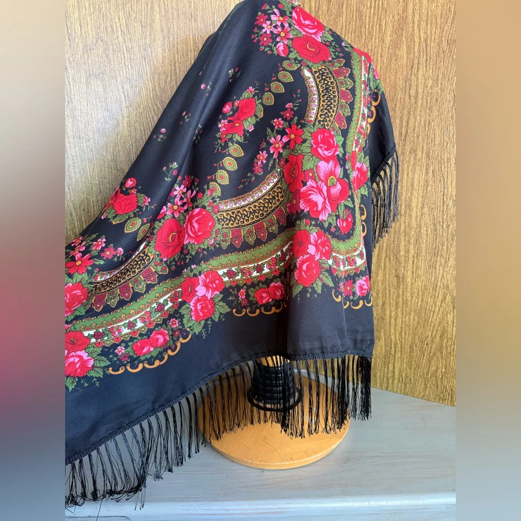 Vintage 90s Russian Folk Style Floral Fringe Shawl Black Red Rose Viscose Wrap - Image 8