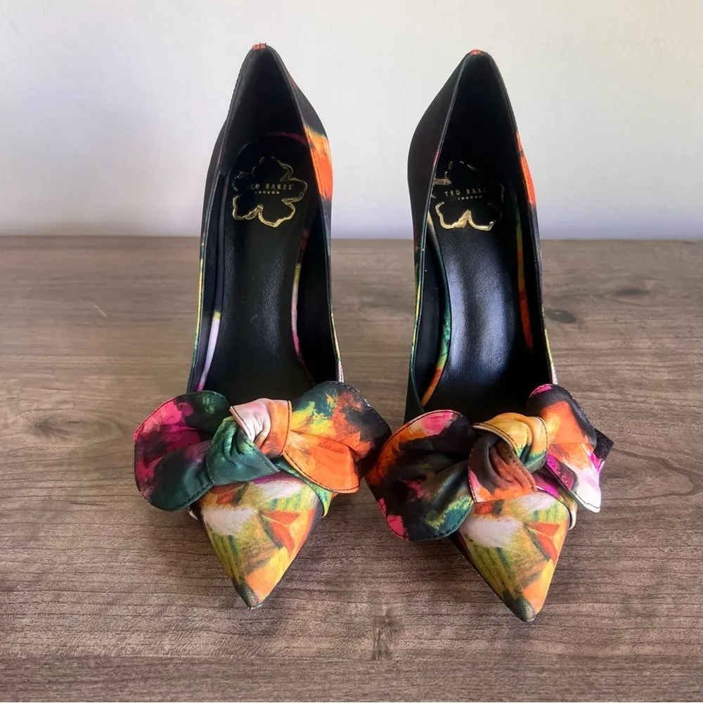 Ted Baker Ryoh Art Print Bow Court Women's Shoe Size 7.5 #920 - Image 3
