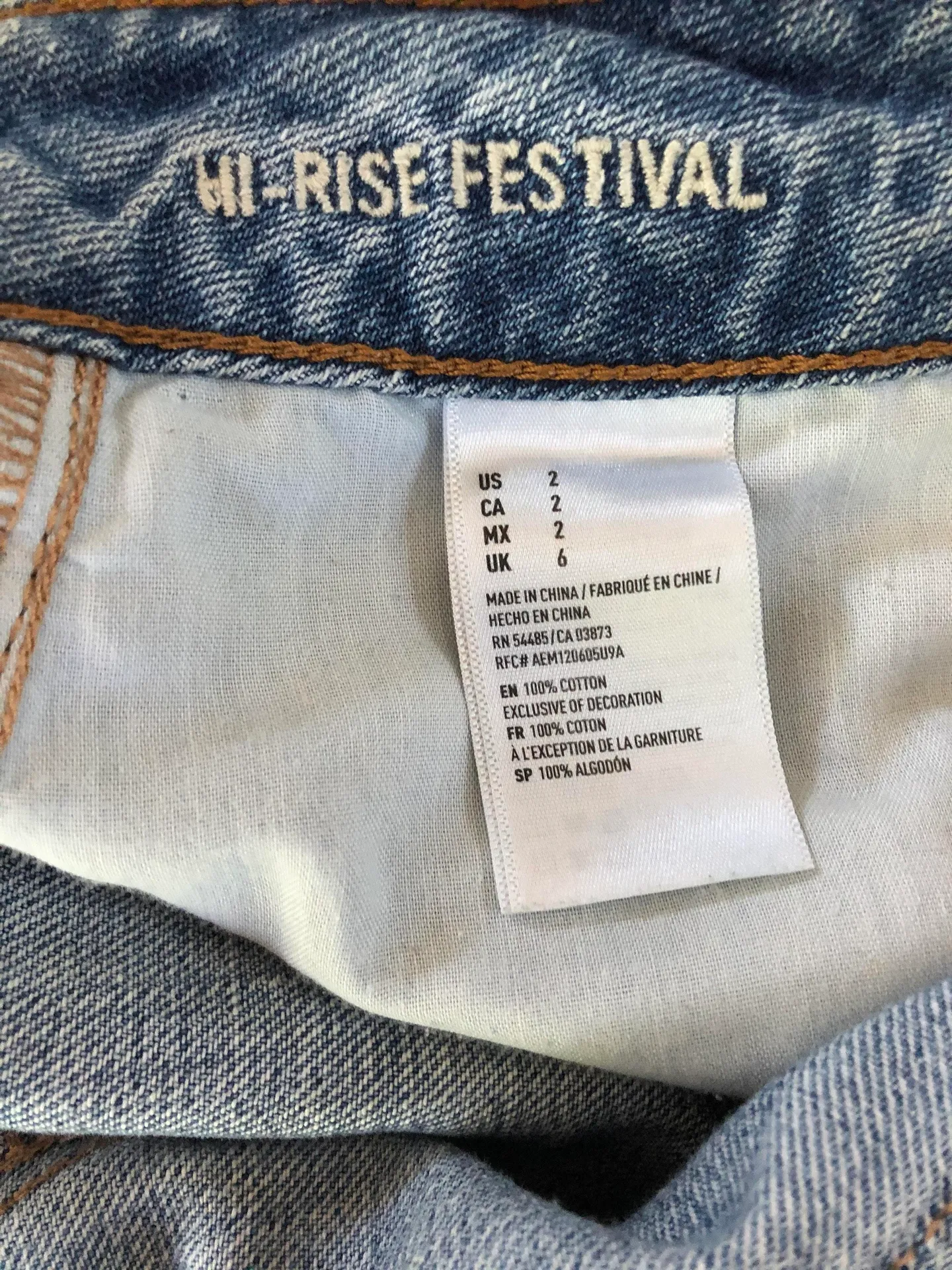 American Eagle Hi Rise Festival Distressed Shorts - Image 5