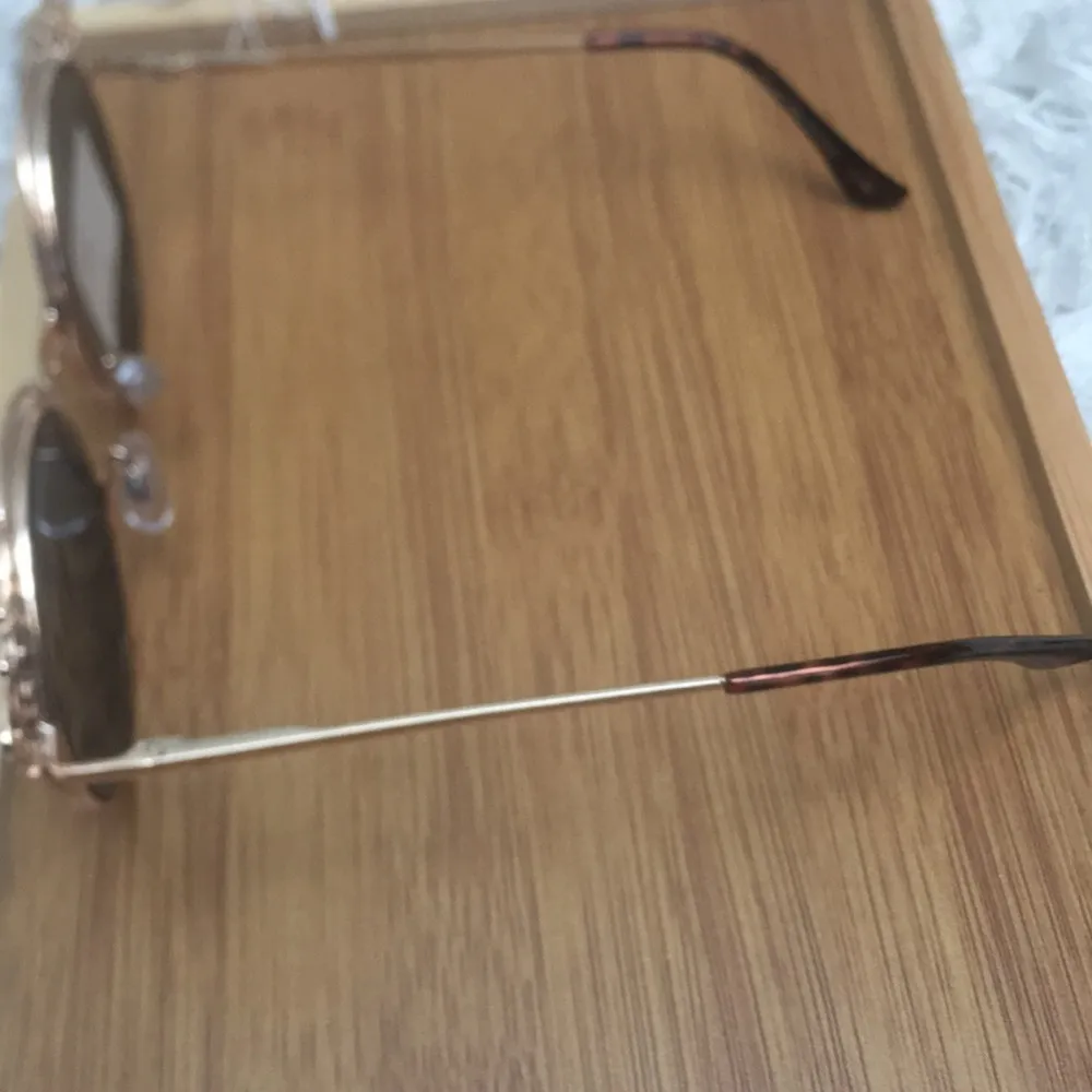 New Mirrored Lenses Rose Gold Luxe Fashion Wire Cat Eye Frame Sunglasses Pink - Image 5