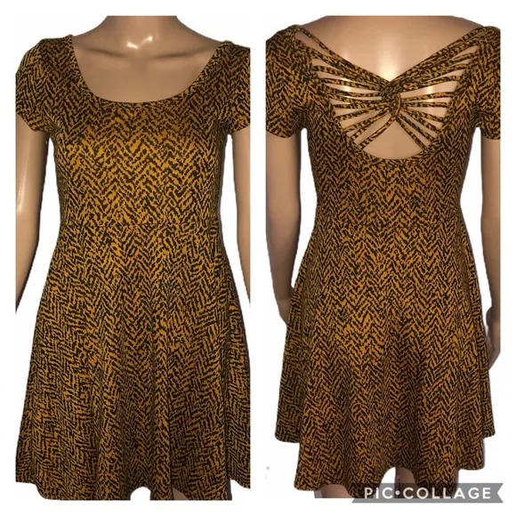 Timing  knot back knit dress - Image 2