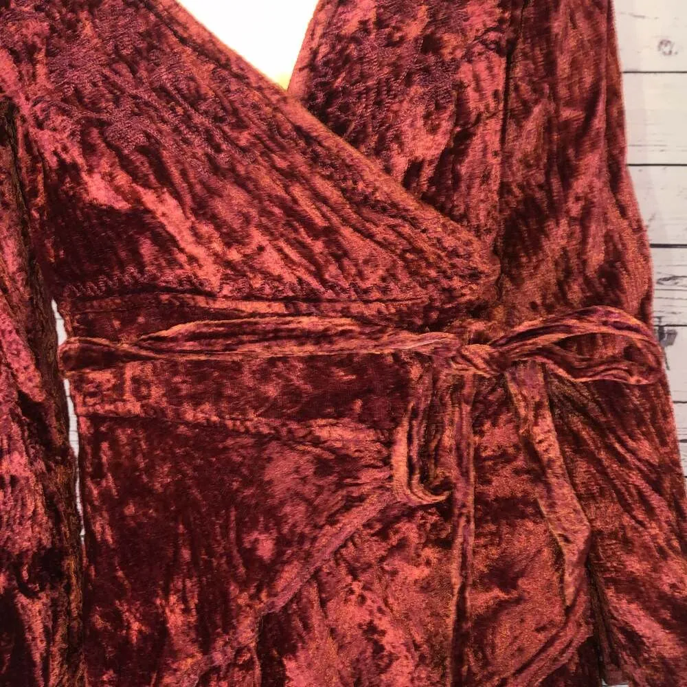 Vintage Kaush Collections Crushed Velvet wrap high low top size medium Red - Image 8