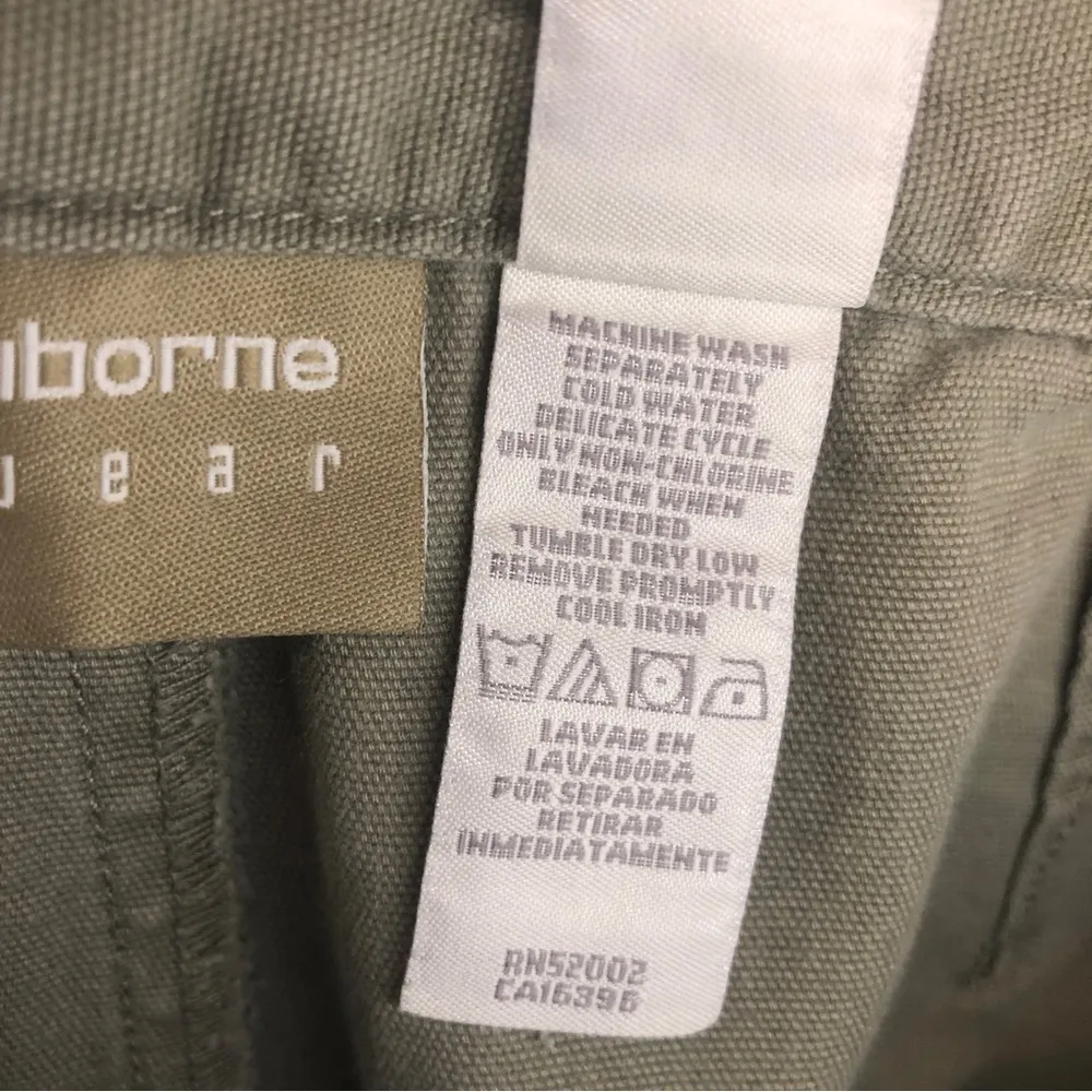 Liz Claiborne Liz Wear Cotton High Waist Khaki Green Front Pockets Shorts 10 - Image 10