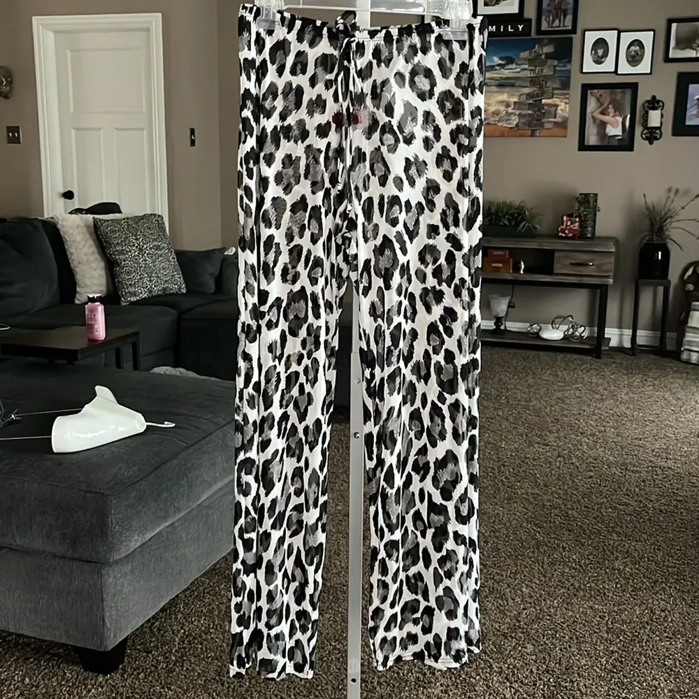 Jordan Taylor Beachwear leopard print sheer pants - Image 7