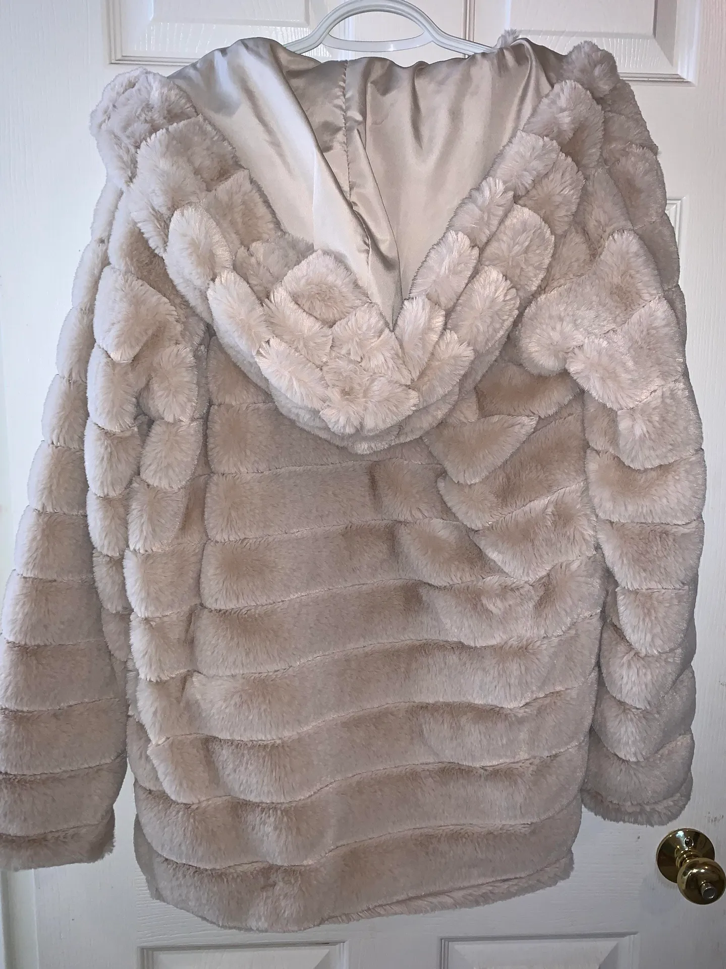 easel Blush Fur Jacket - Image 5