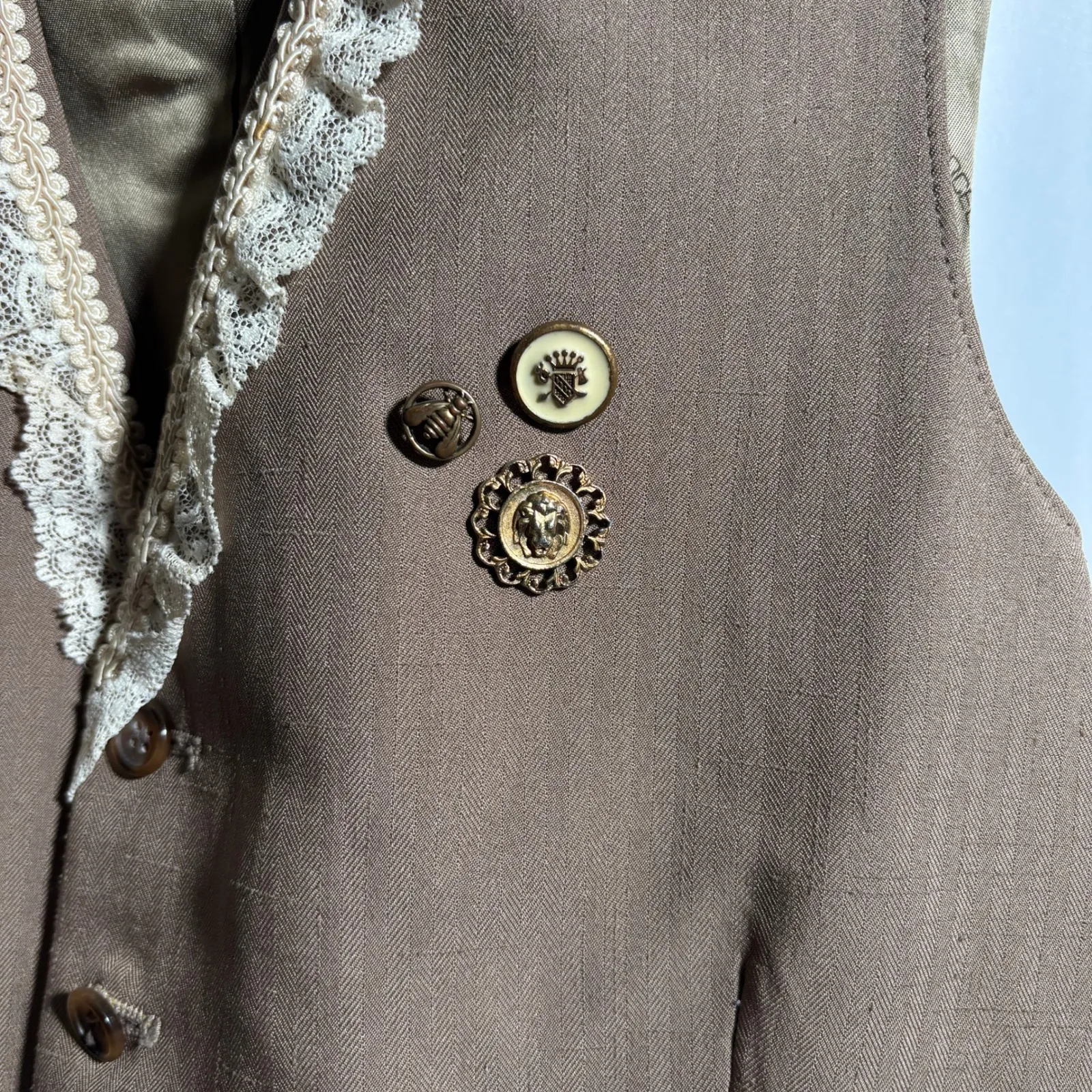 VTG Petrocelli Brown Vest Lace Trim Chain Steampunk Academia Victorian Style M Size M - Image 4