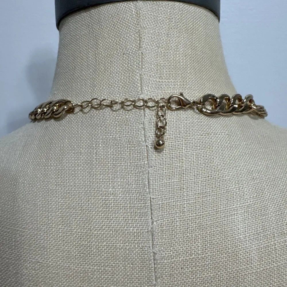 Fashion Jewerly Gold Tone Faux Pearl Choker Necklace 14.75 in + 2 in extender - Image 4