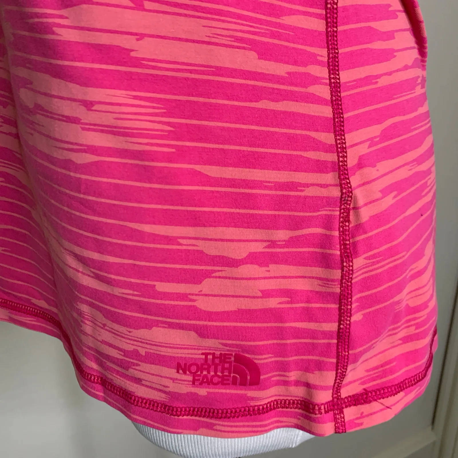 North Face Workout Top Built In Bra Sz Large Pink Orange - Image 10