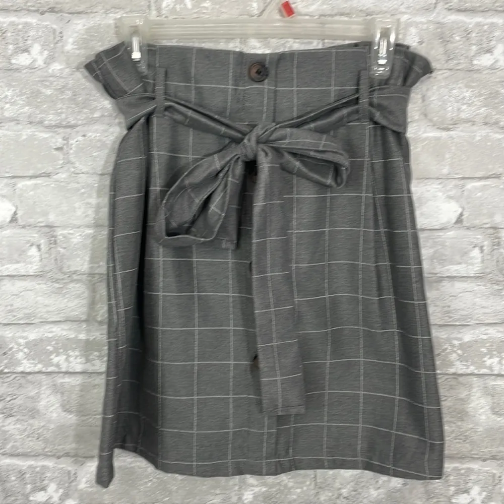 Potters Pot Grey Button Down Skirt - Image 2