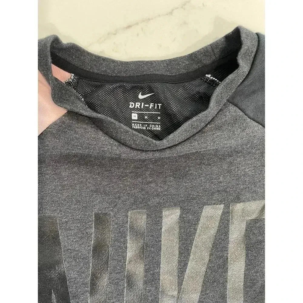 Nike Dri Fit Pullover Sweater Pink/Gray Colorblock SpellOut Fleece Womens Medium - Image 3