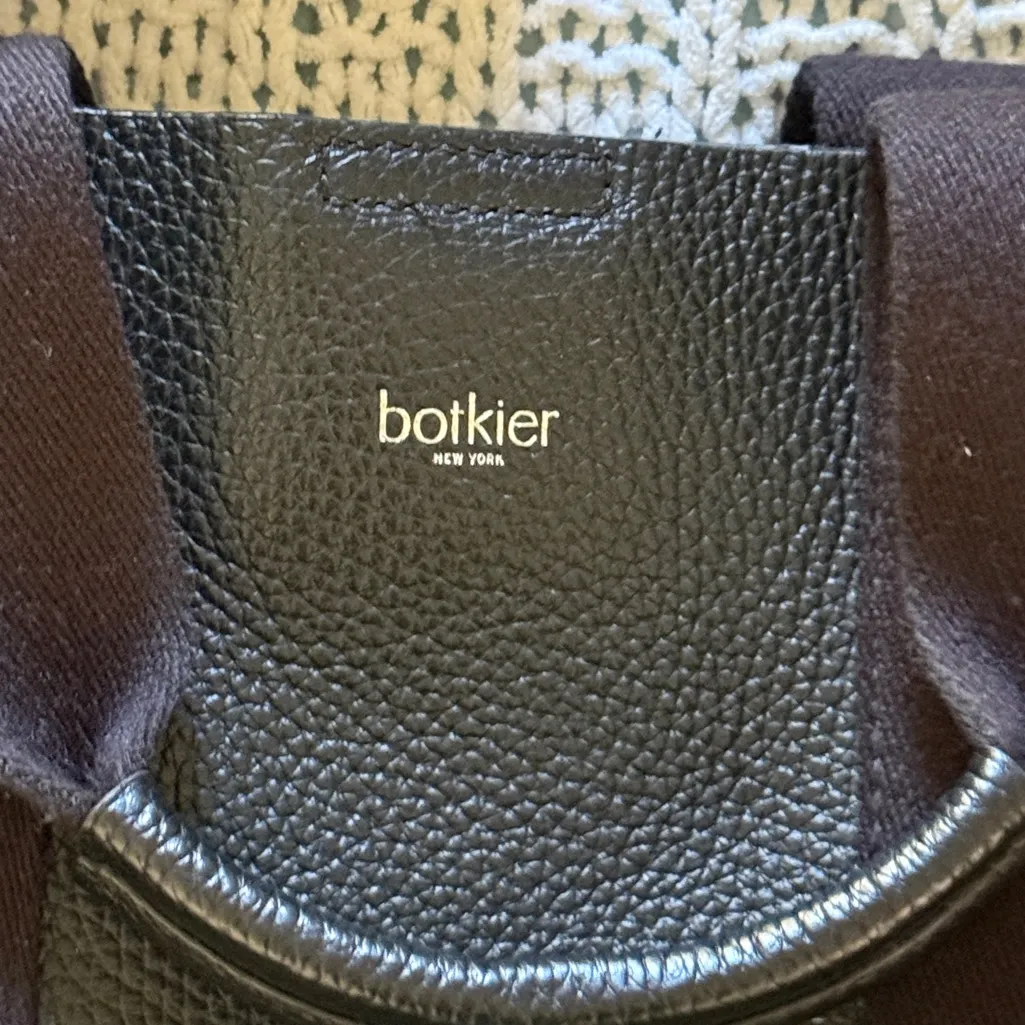 NWT Botkier Black Sutton Place Medium Authentic Leather Tote Clasp Convertible - Image 3