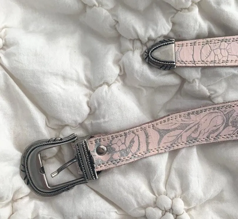 Vintage Pink And Silver Belt - Image 3