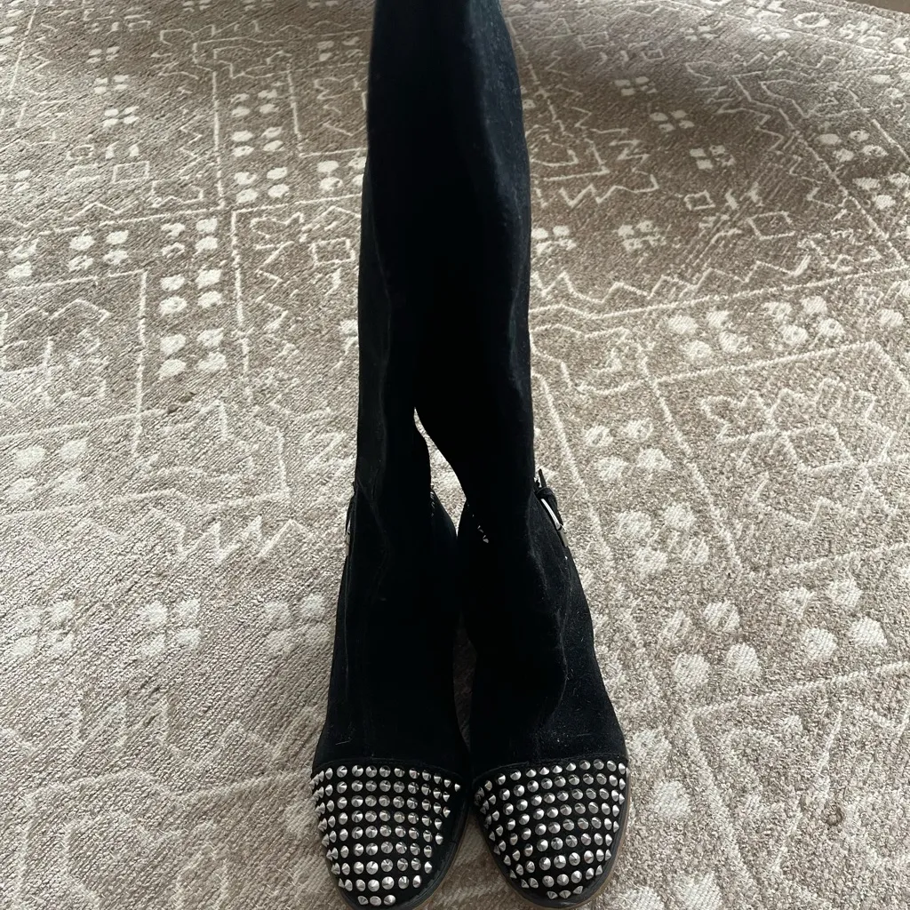 KELSI DAGGER GENUINE SUEDE SPIKED BOOTS 8.5 - Image 2