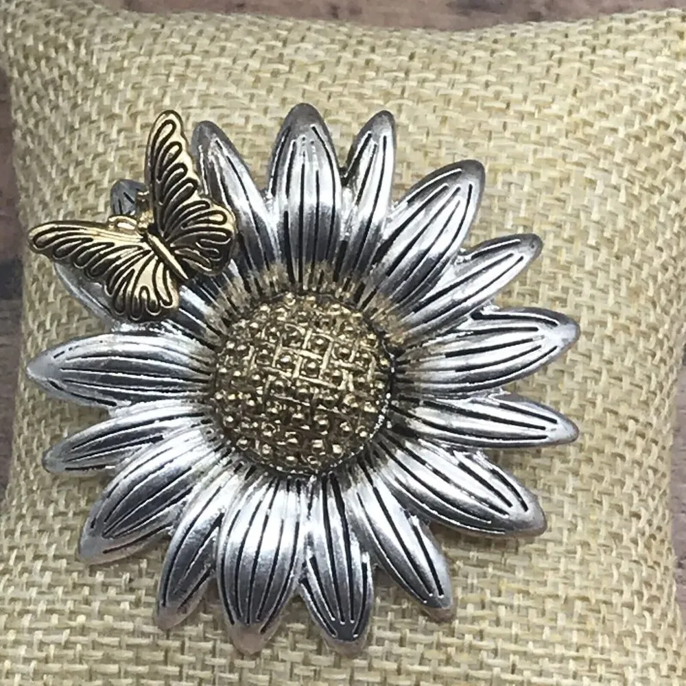 Beautiful Napier Two Tone Silver & Gold Sunflower & Butterfly Brooch Signed Mint - Image 3
