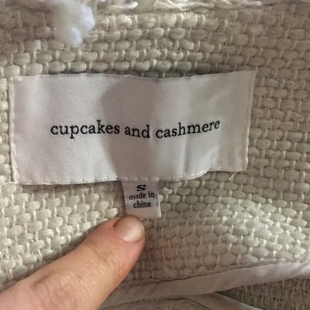 Cupcakes and Cashmere Morgan Jacket - Image 9