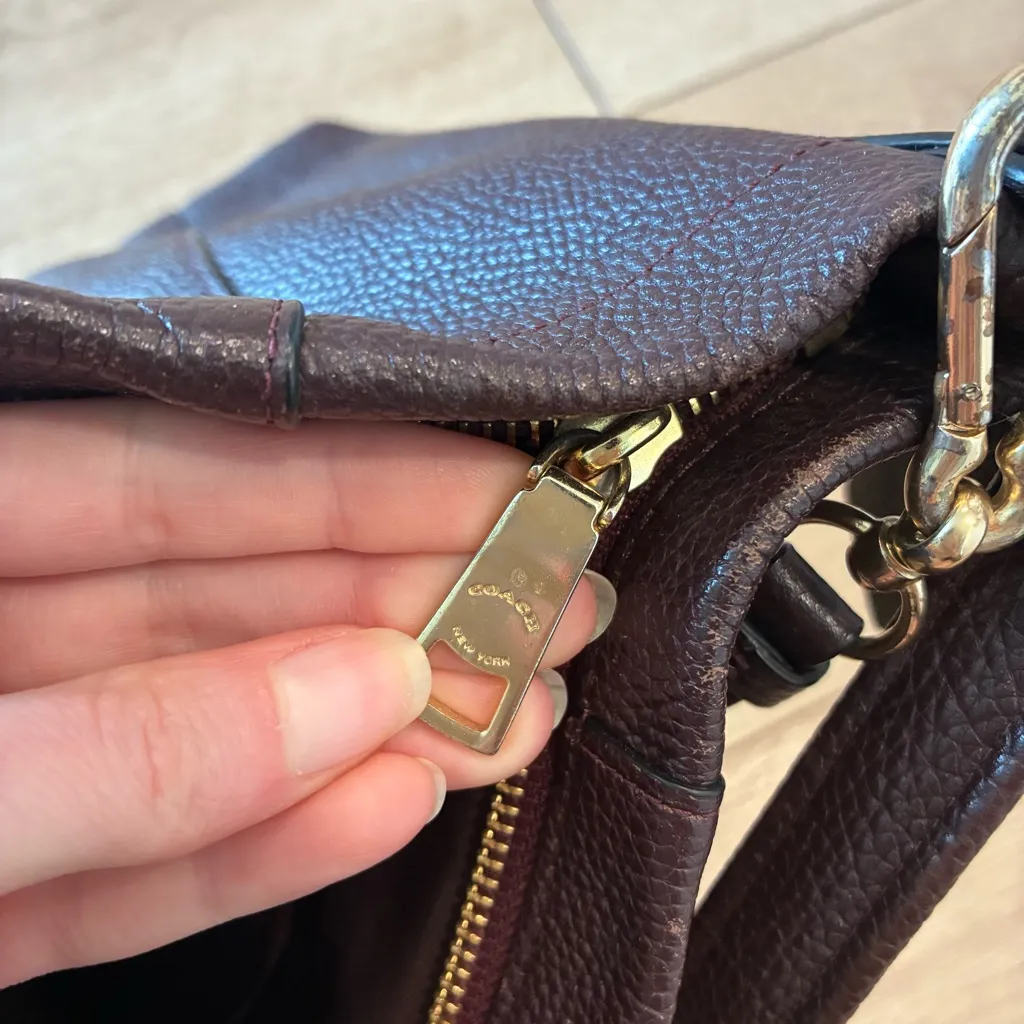 Coach 24770 Scout Satchel Hobo Crossbody Handbag Pebble Leather Wine Purple - Image 11