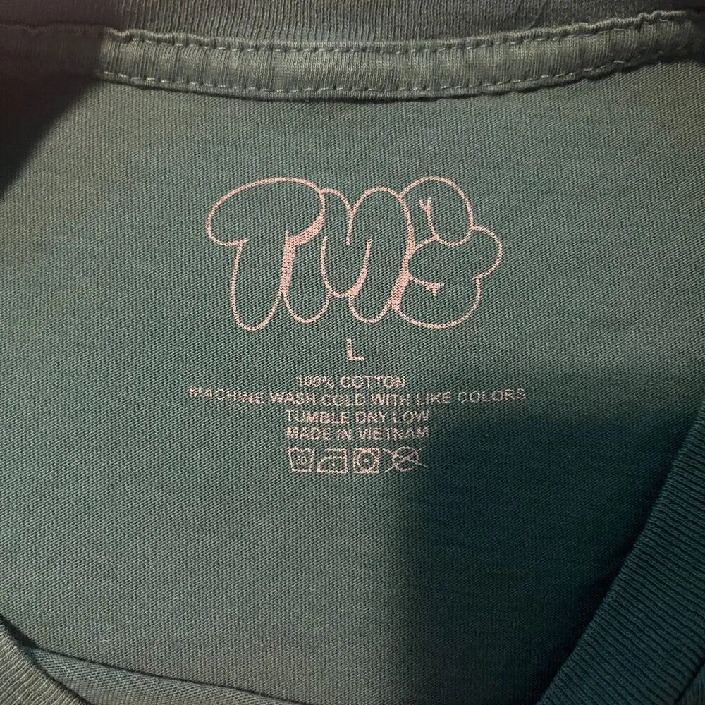 Women's Large Green TMG Crop Shirt - Image 5