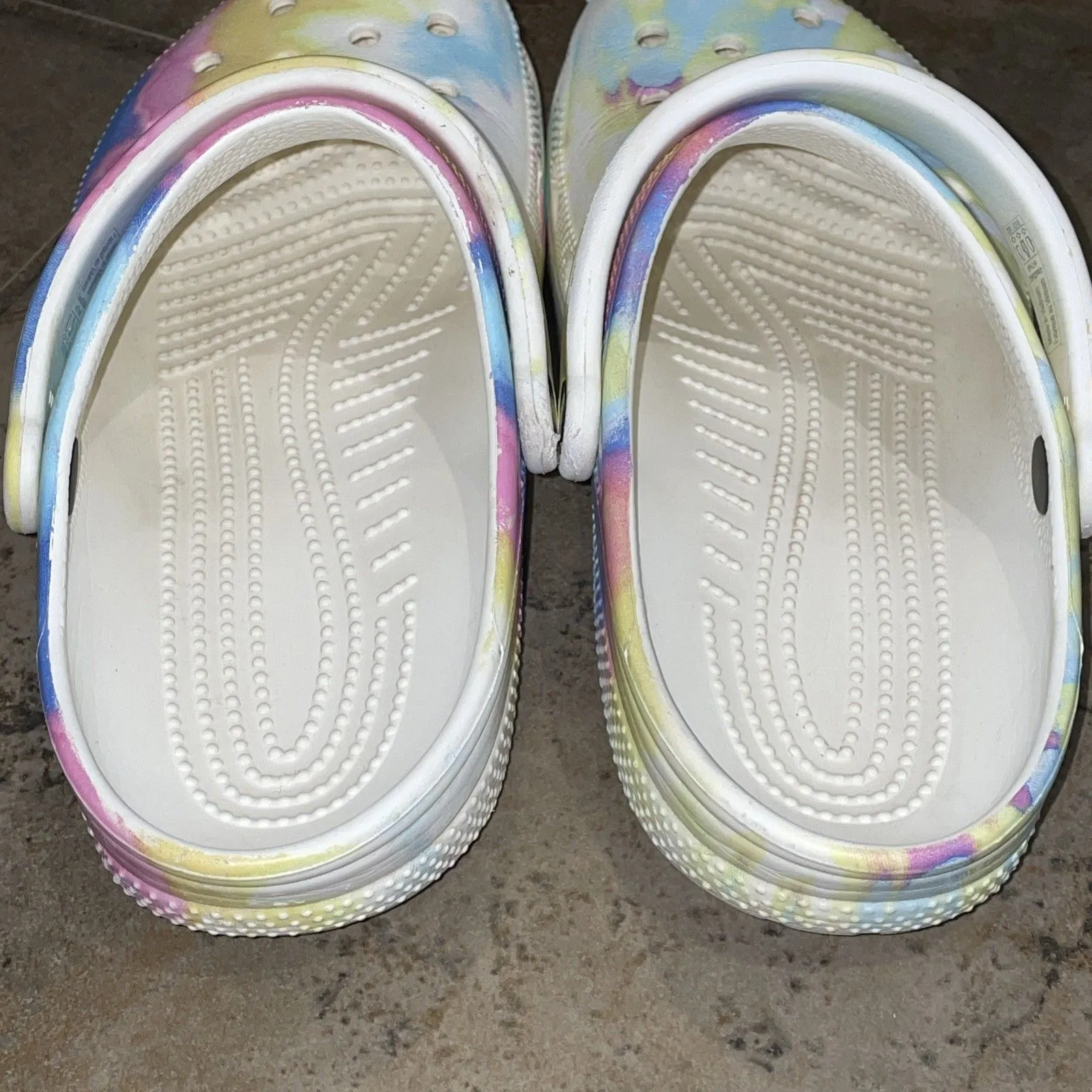 CROCS White Pastel Tie Dye Clog Sandal Shoes Unisex Mens 7 Womens 9 - Image 6