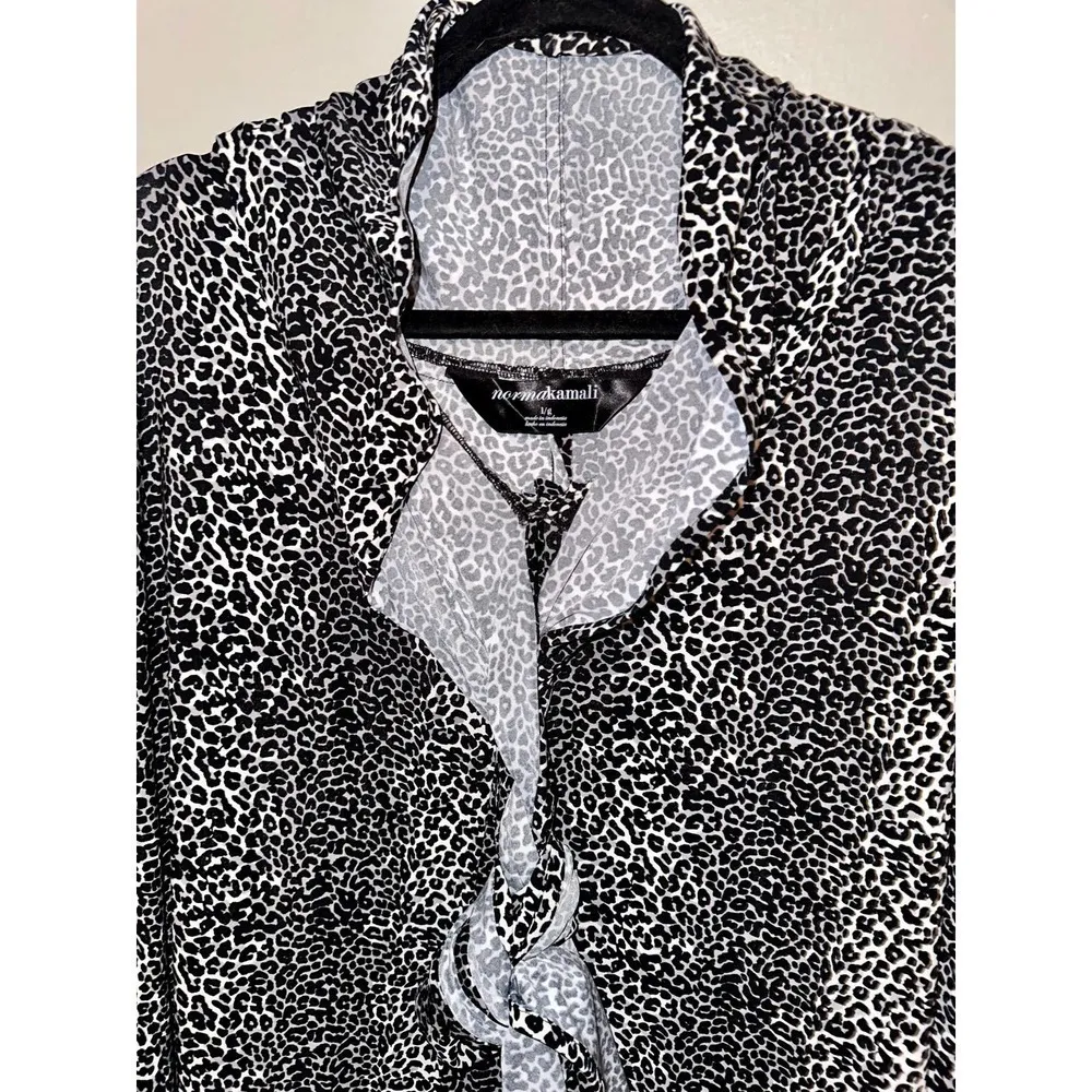Norma Kamali Black/White Leopard Print‎ Blouse size 1 / Large no flaws - Image 2