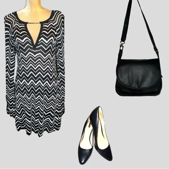 White House black market super cute black and white chevron knitted look dress! - Image 2