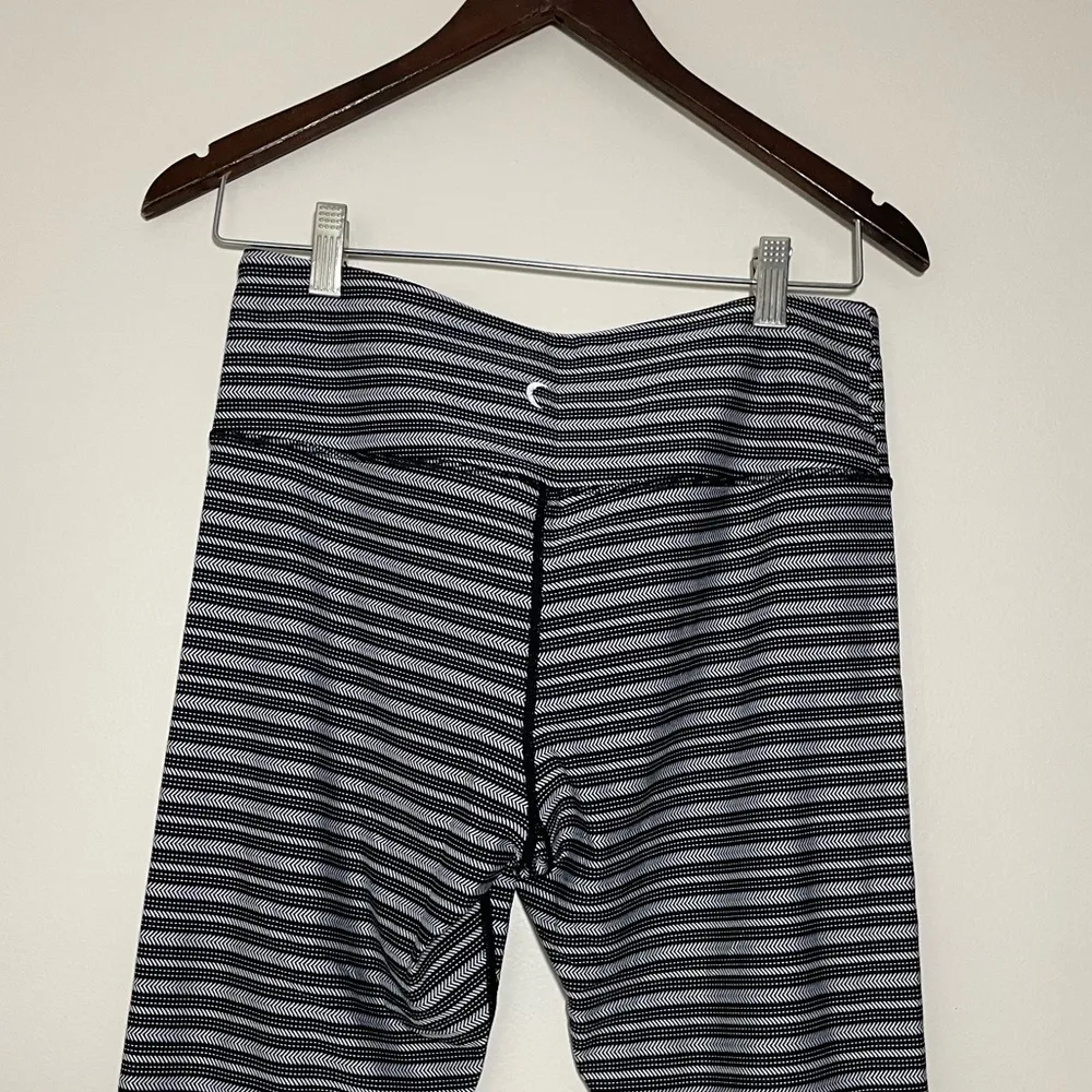 Zyia Black Aztec Adrenaline Leggings - Image 3