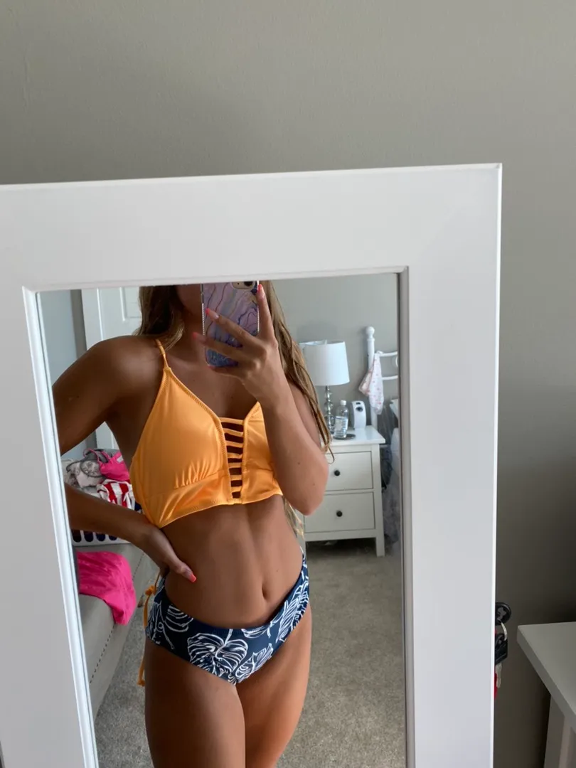 Cupshe bathing suit - Image 2