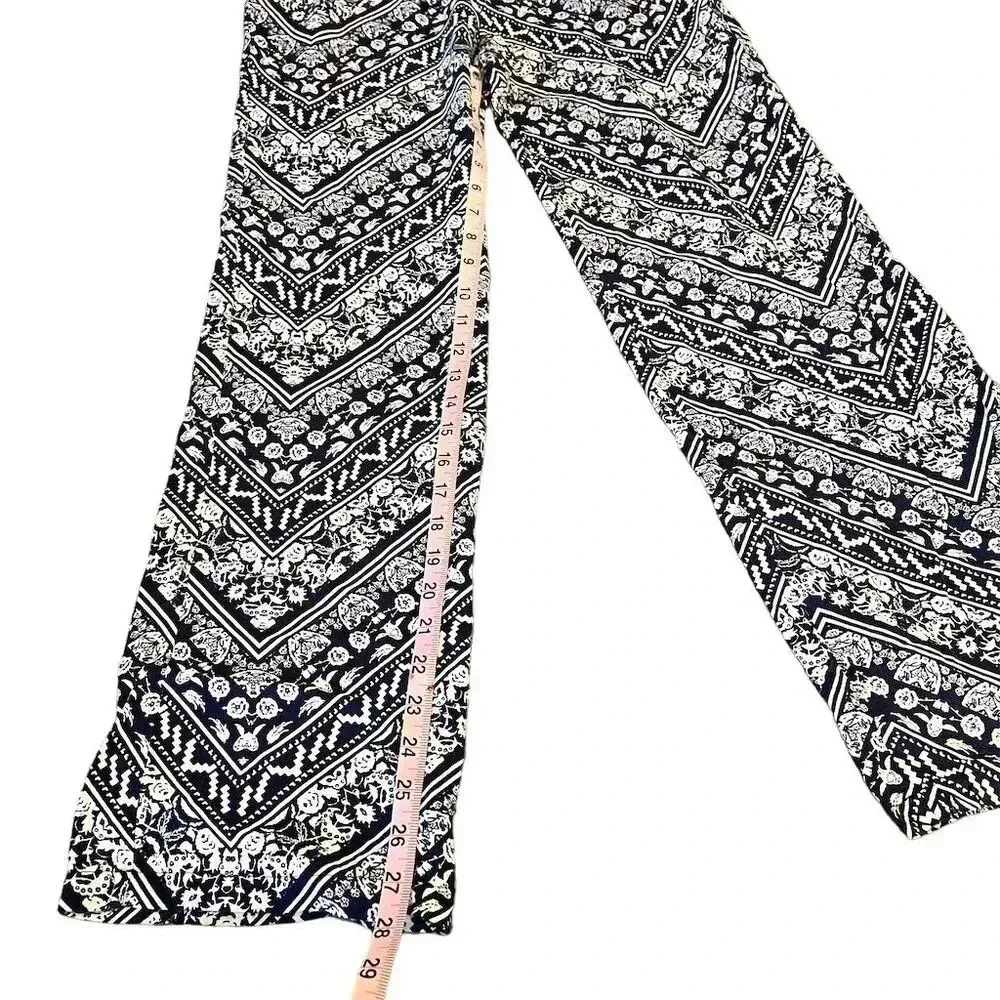 Love Tree Women's Geometric Print Flowy Bohemian Pants Size S Navy and White - Image 3