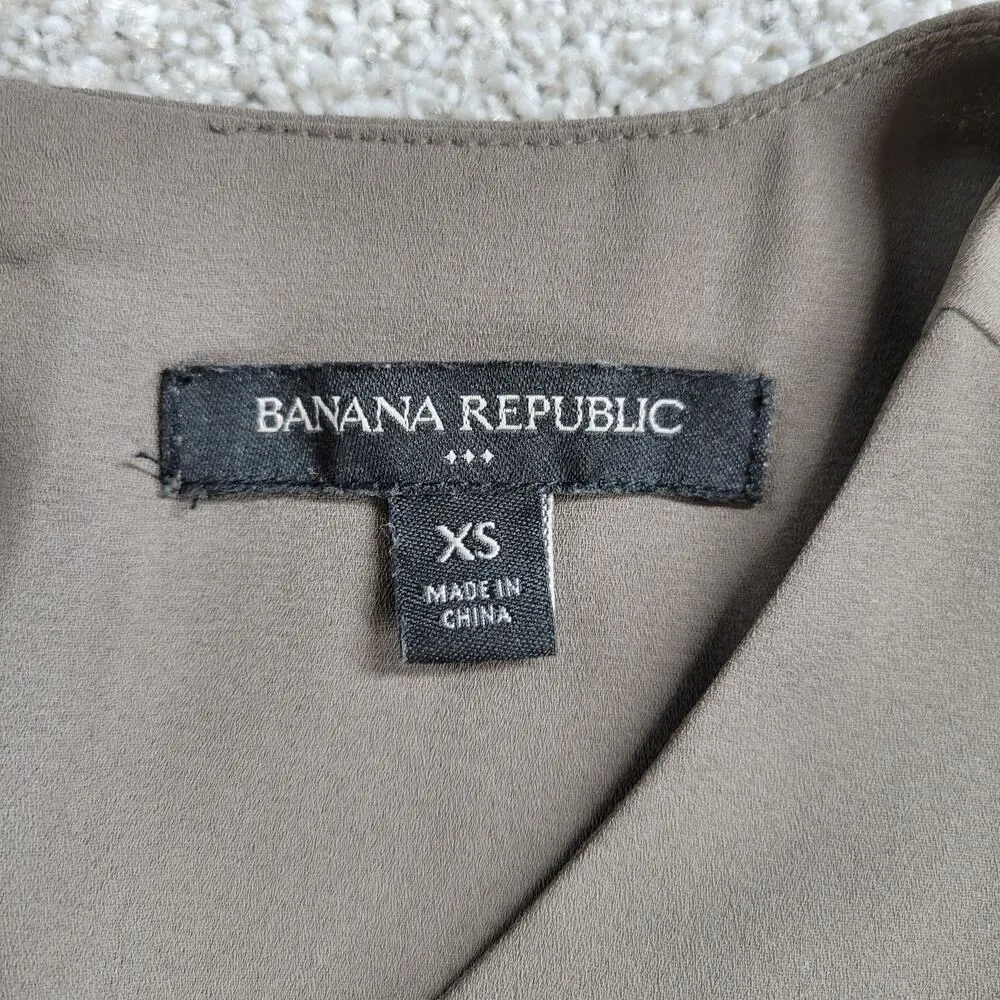 Banana Republic Womens Sleeveless Top Small Taupe Accordion Pleat-Hem Layered - Image 10