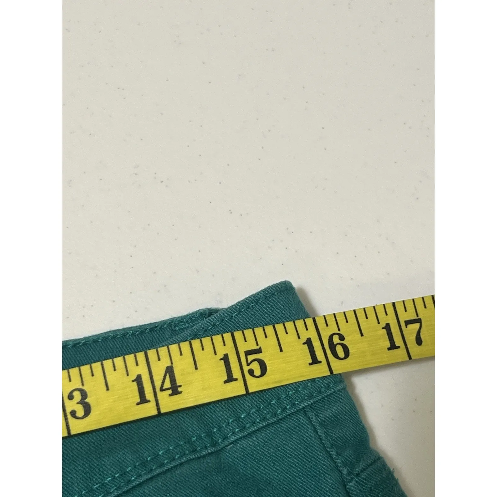 Gloria Vanderbilt Women’s Size 10 Teal Capris Embroidered Beaded Accent EUC. - Image 9