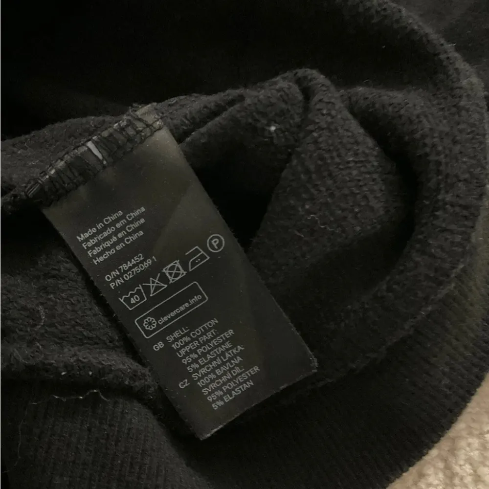 H&M Divided Black Longsleeve Crop Top Size M Medium #B2 - Image 7