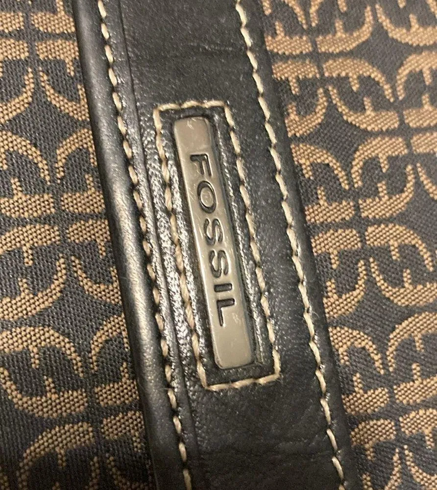 Fossil  Signature Trifold Wallet Checkbook Cover Zipper Coin Pocket Black/Brown - Image 2