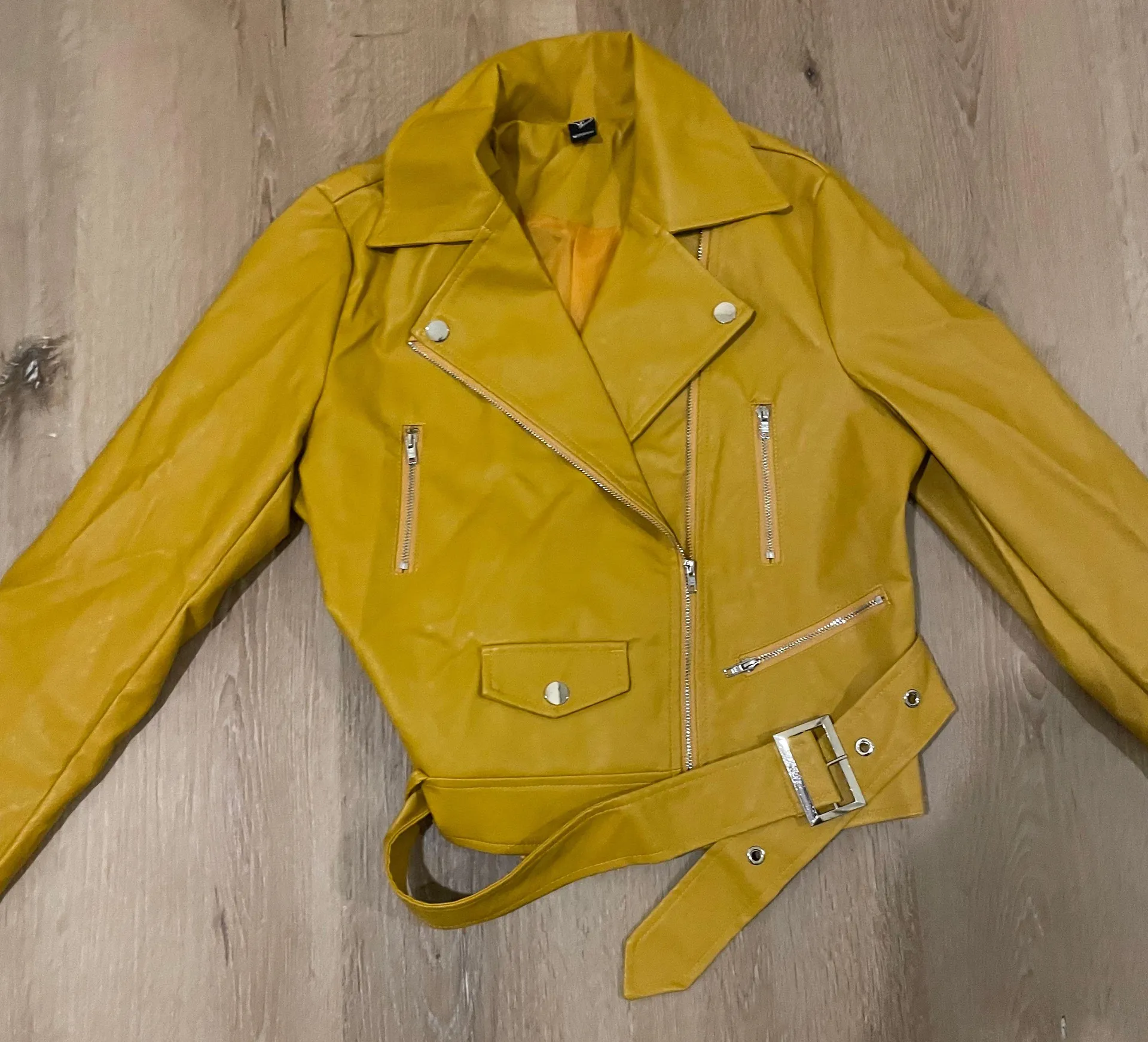 Windsor Yellow Leather Jacket Zip Up Medium - Image 3