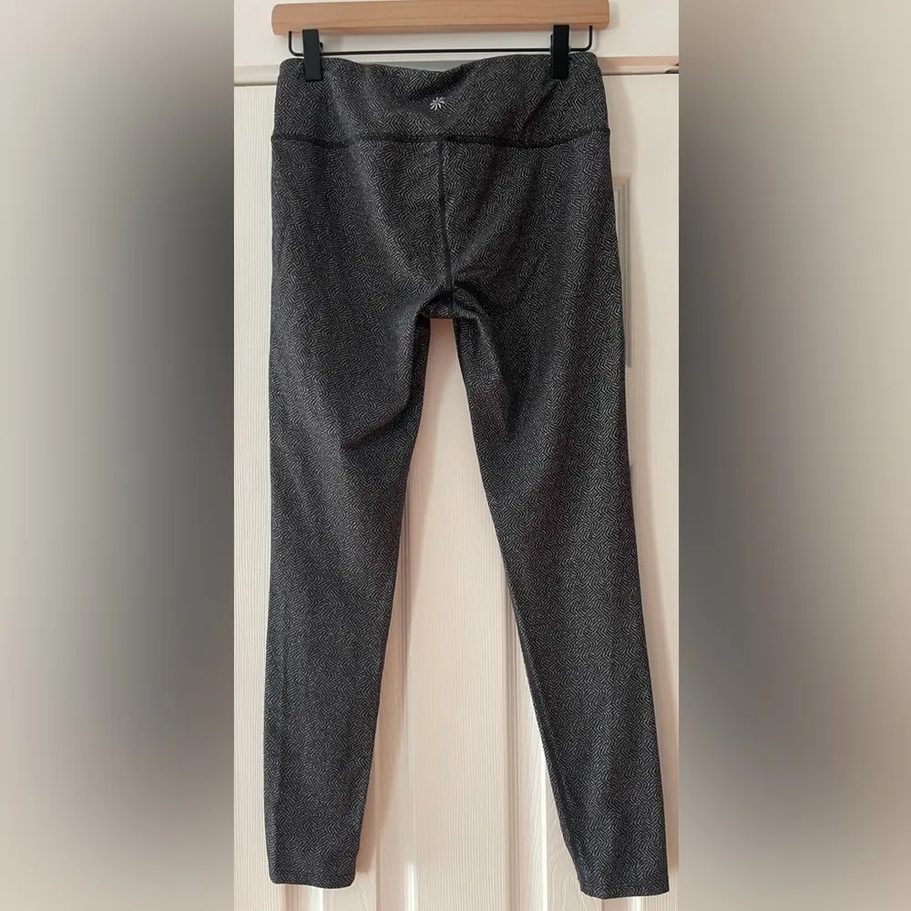 Athleta Herringbone‎ Metro Medium Leggings EUC Warm Material Textured - Image 2