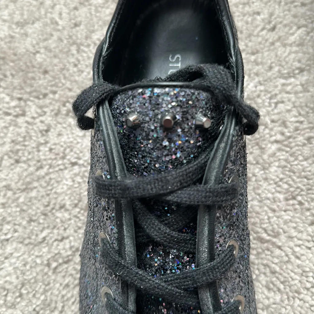 Stuart Weitzmann multi sequins on a black sneakers - Image 8