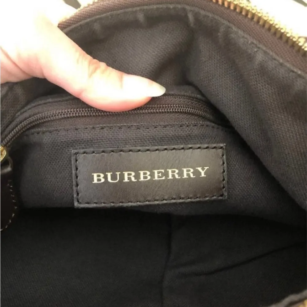 Burberry  hobo bag - Image 7