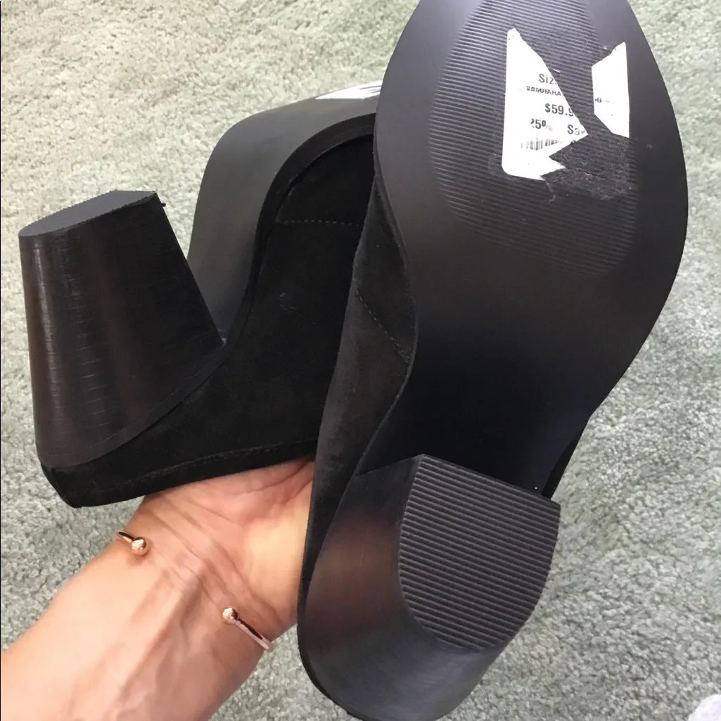 SALE❣️❣️❣️Suede leather booties Black Size 9.5 - Image 5