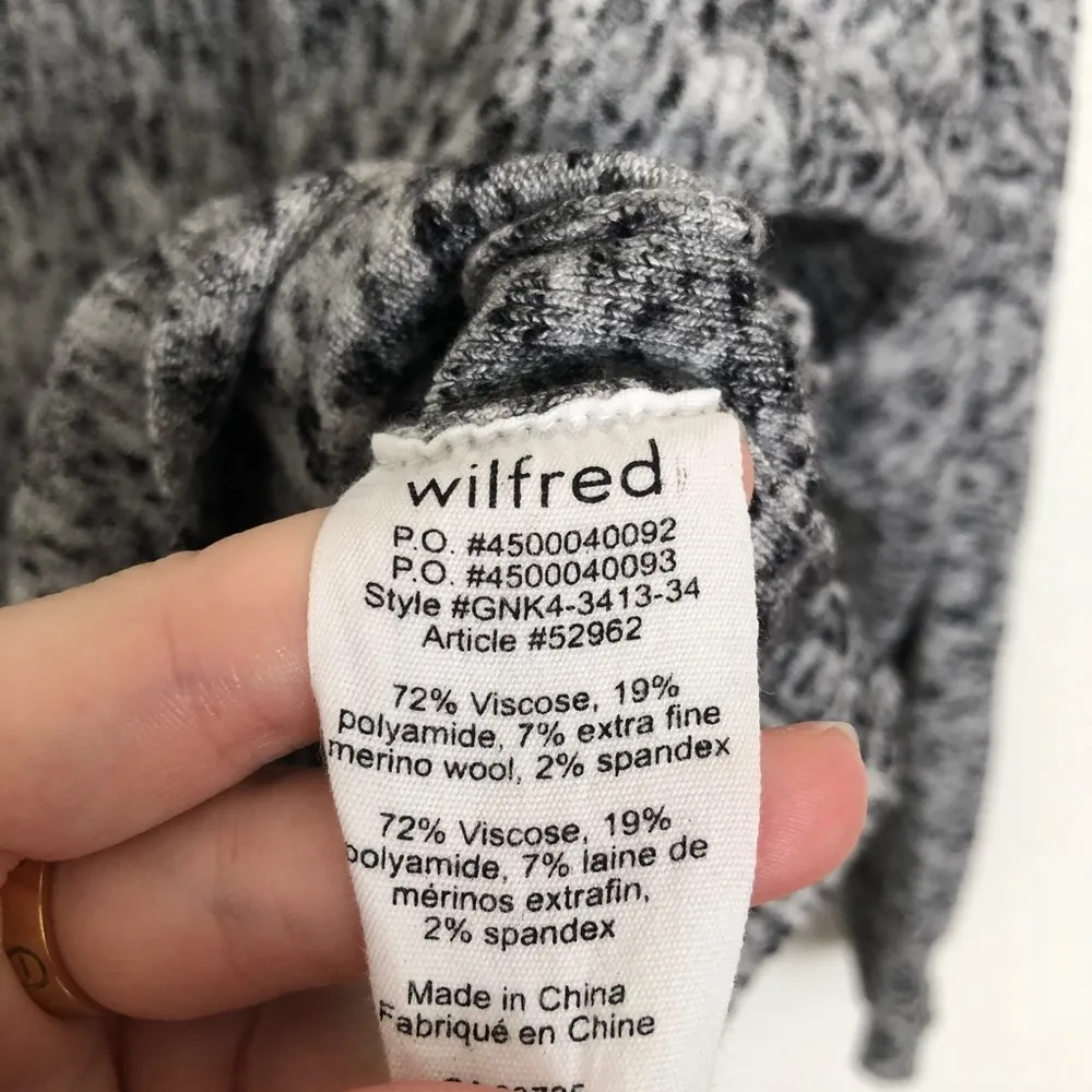 Aritzia Wilfred grey marled off shoulder knit top Size XXS - Image 6