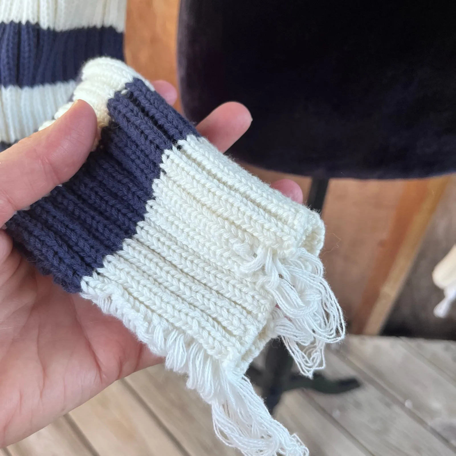 Zara Women's Navy And White Striped Cropped Distressed Sweater Size S - Image 6