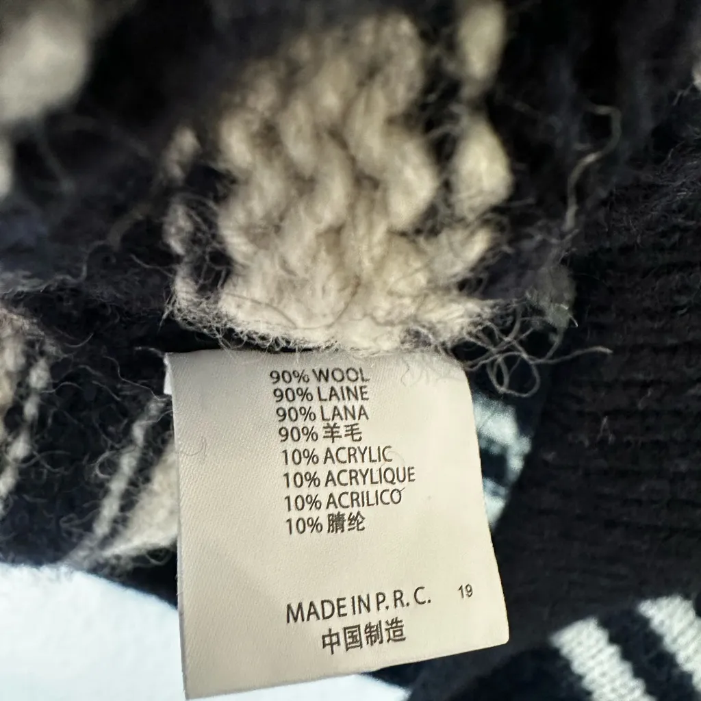 BRANDY MELVILLE Cable Knit V-Neck Sweater Navy Striped One Size - Image 4